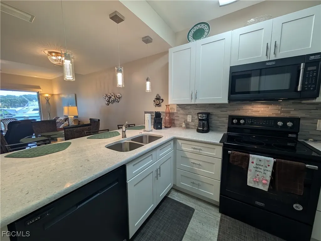 3347 N Key Drive North Fort Myers FL 33903