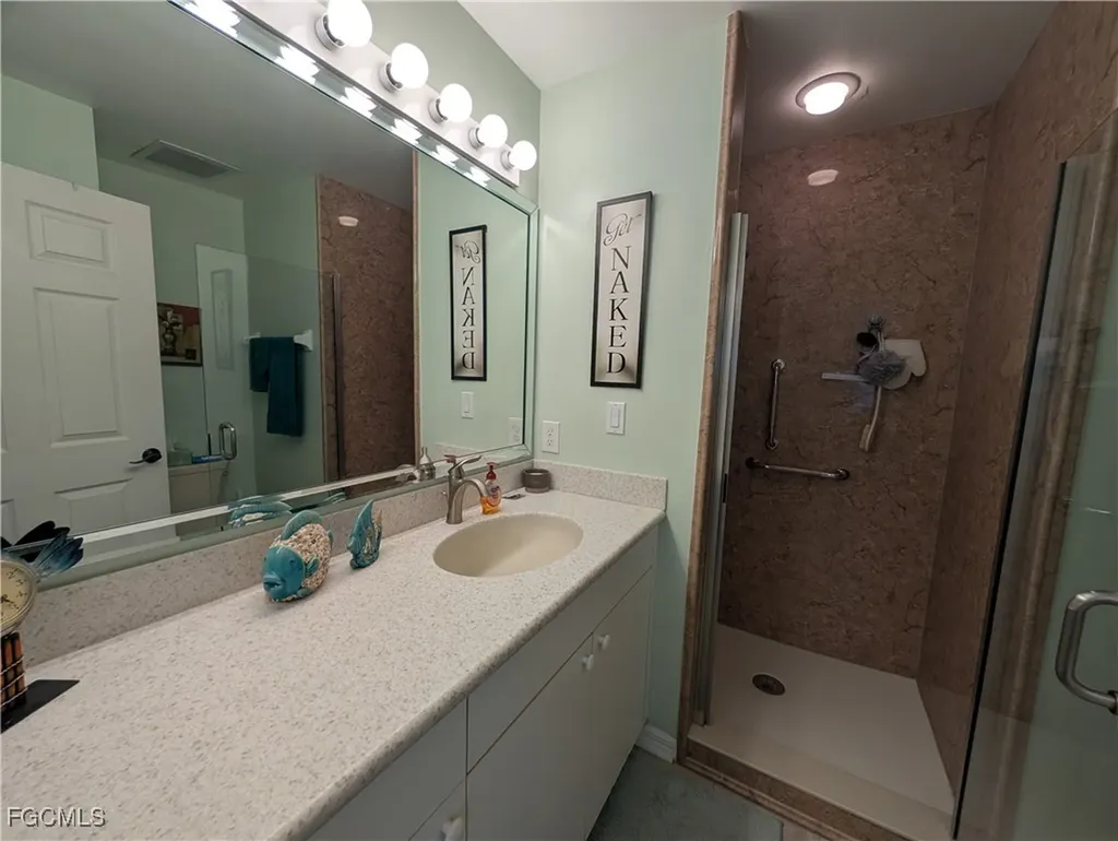 3347 N Key Drive North Fort Myers FL 33903