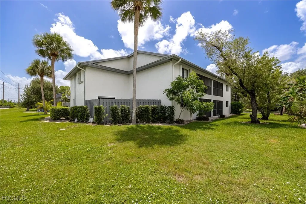6300 Sugar Bush Lane Fort Myers FL 33908
