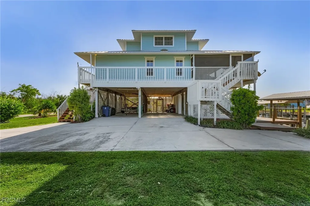4011 Galt Island Avenue St. James City FL 33956