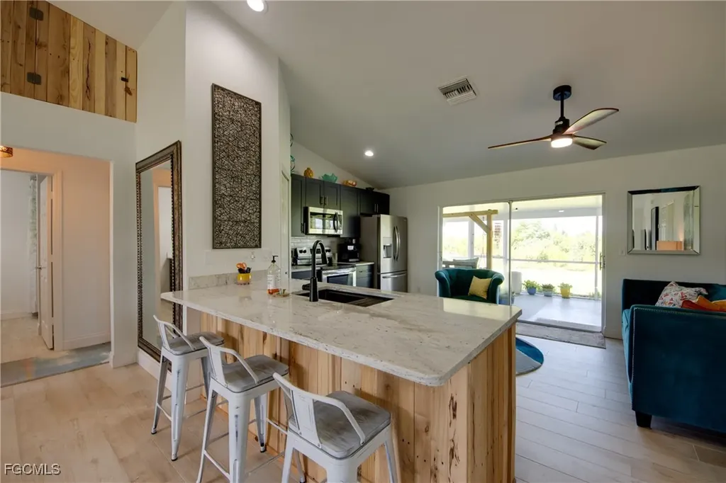 418 SW 19th Avenue Cape Coral FL 33991