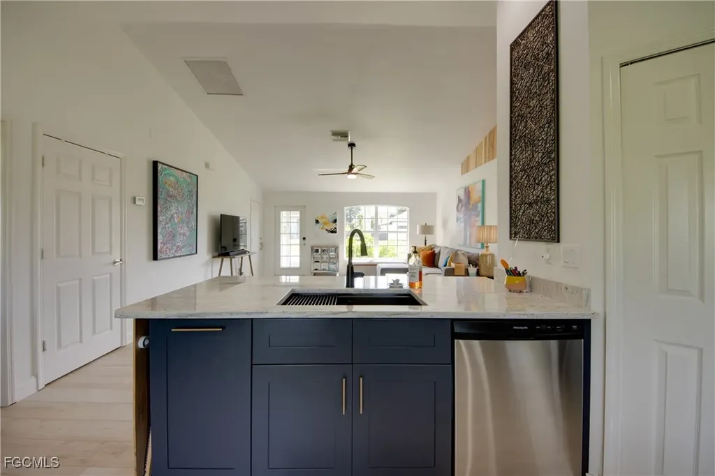 418 SW 19th Avenue Cape Coral FL 33991