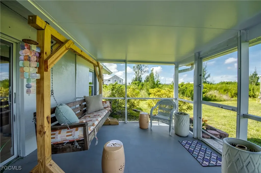 418 SW 19th Avenue Cape Coral FL 33991