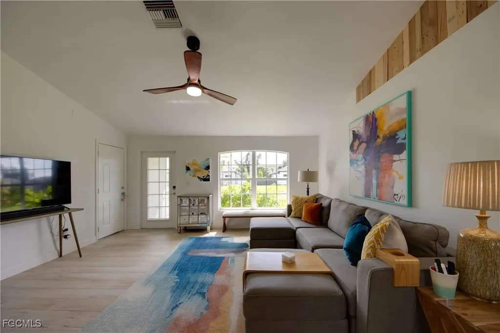 418 SW 19th Avenue Cape Coral FL 33991