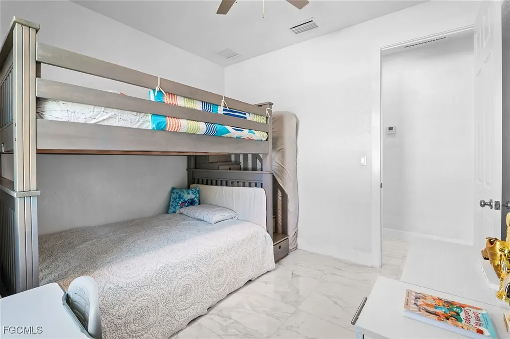 1516 NE 17th Avenue Cape Coral FL 33909