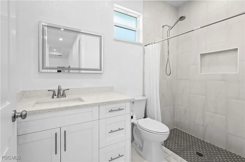 1516 NE 17th Avenue Cape Coral FL 33909