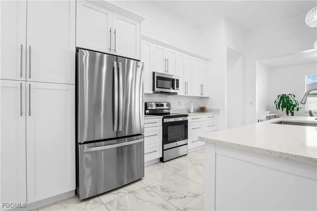 1516 NE 17th Avenue Cape Coral FL 33909