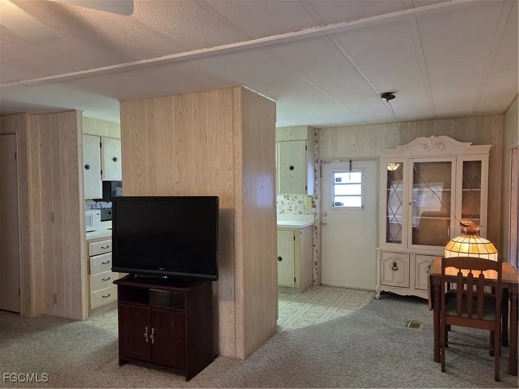 963 Idle Way Drive North Fort Myers FL 33917