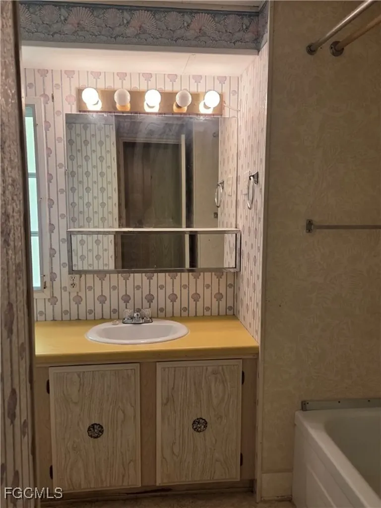 963 Idle Way Drive North Fort Myers FL 33917