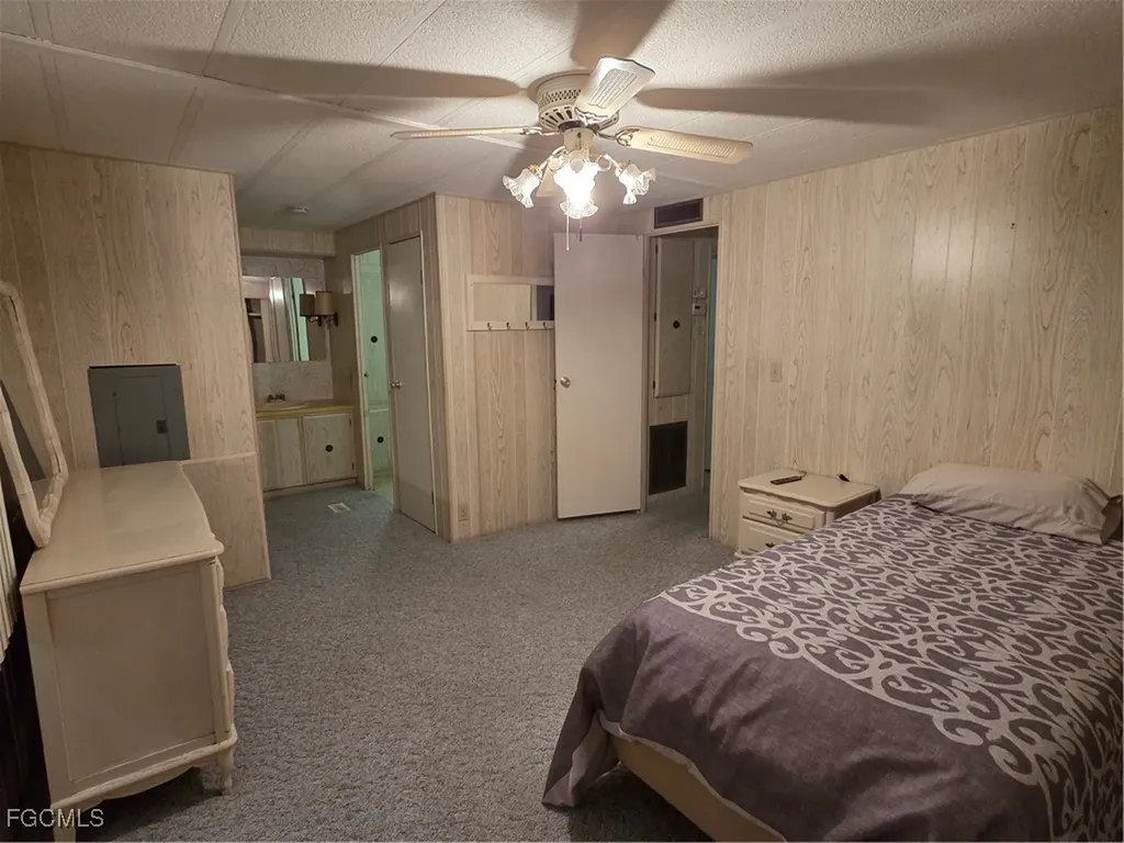 963 Idle Way Drive North Fort Myers FL 33917