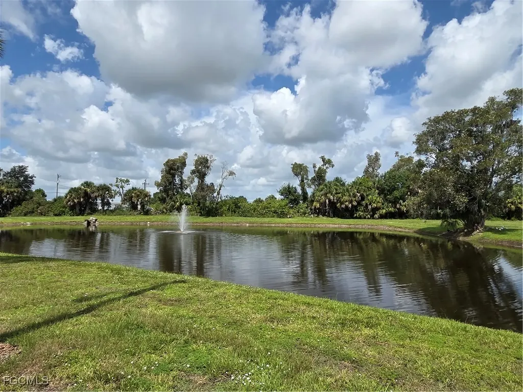 963 Idle Way Drive North Fort Myers FL 33917