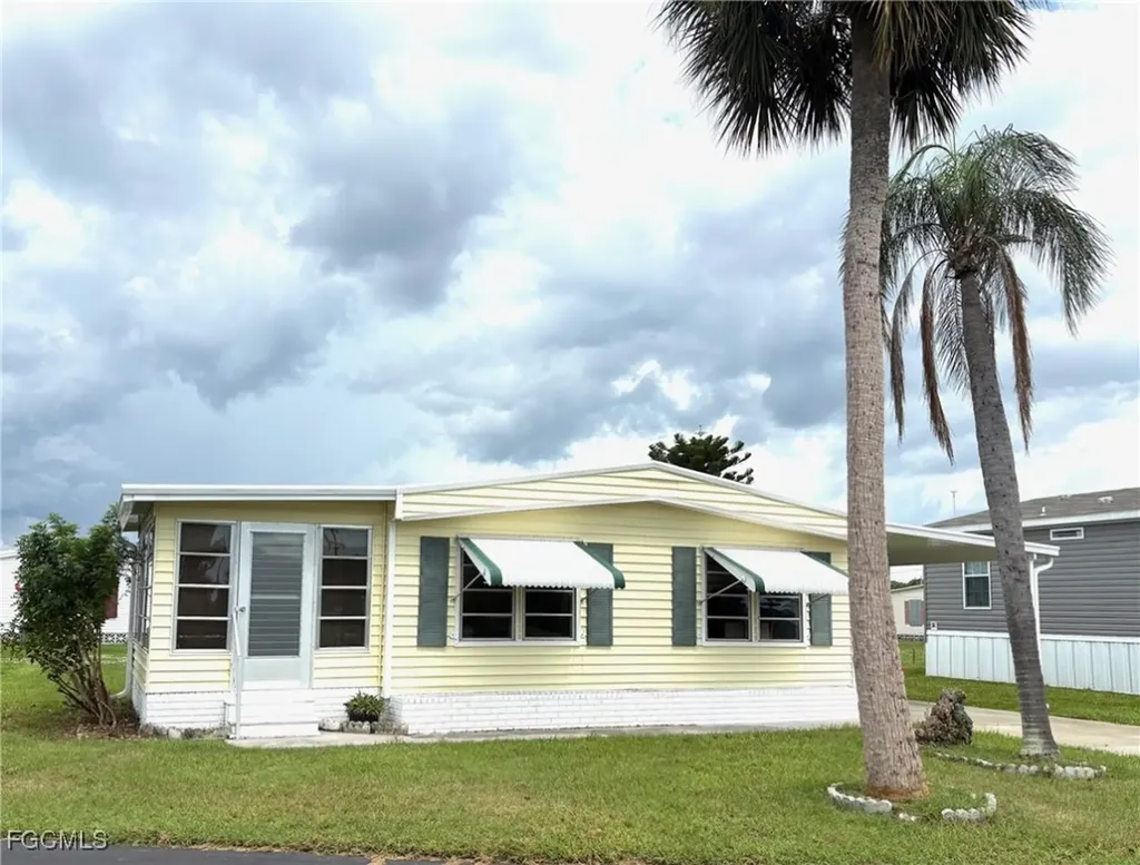 963 Idle Way Drive North Fort Myers FL 33917