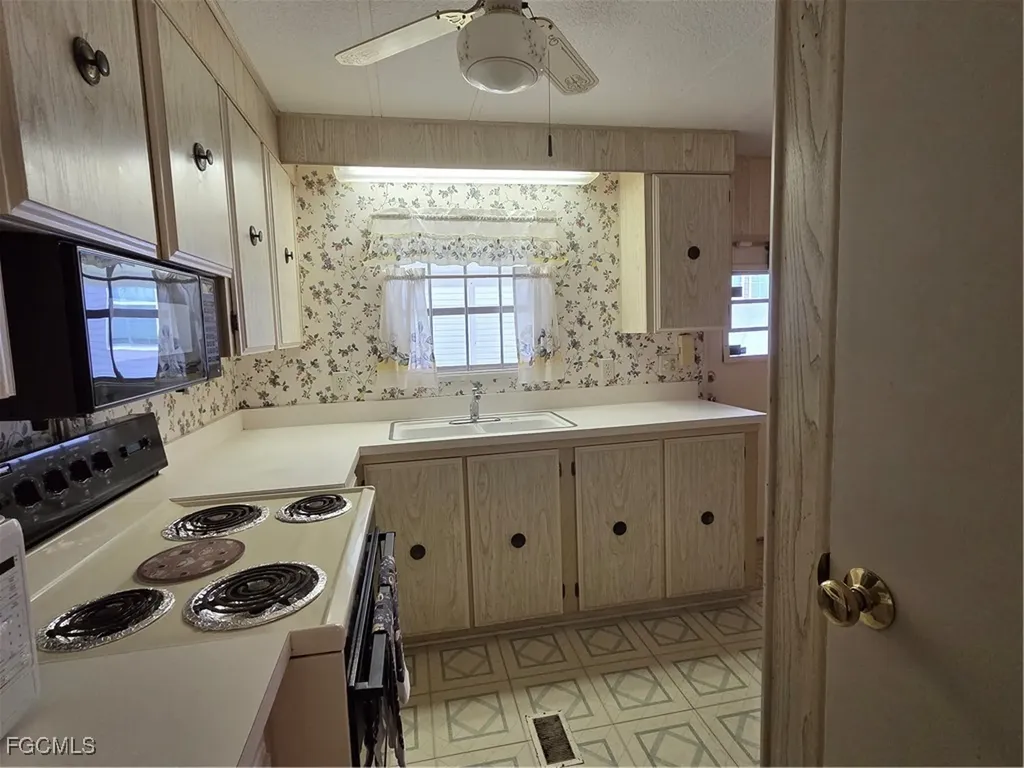 963 Idle Way Drive North Fort Myers FL 33917