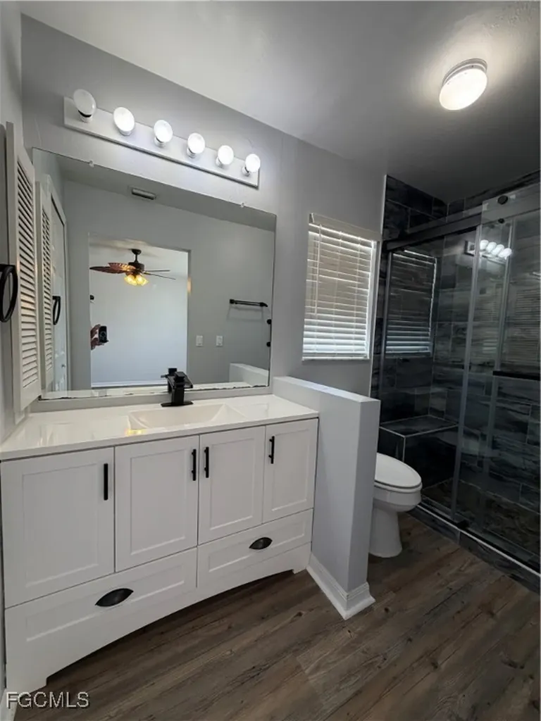 1418 Cape Coral Parkway W Cape Coral FL 33914