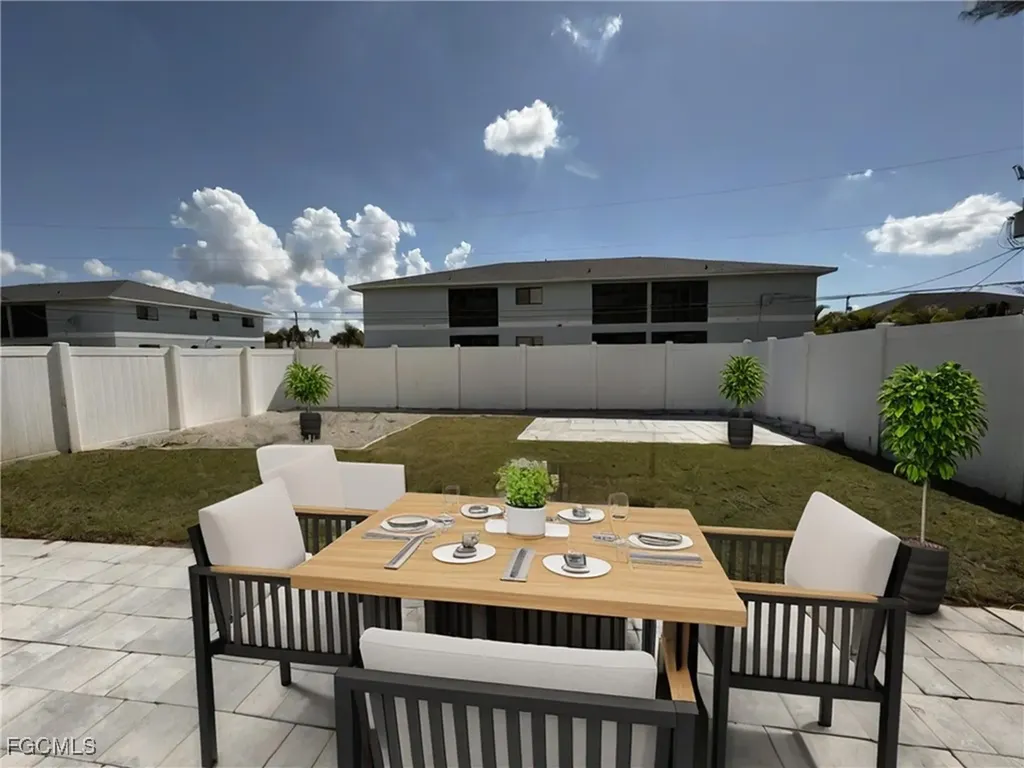 1418 Cape Coral Parkway W Cape Coral FL 33914