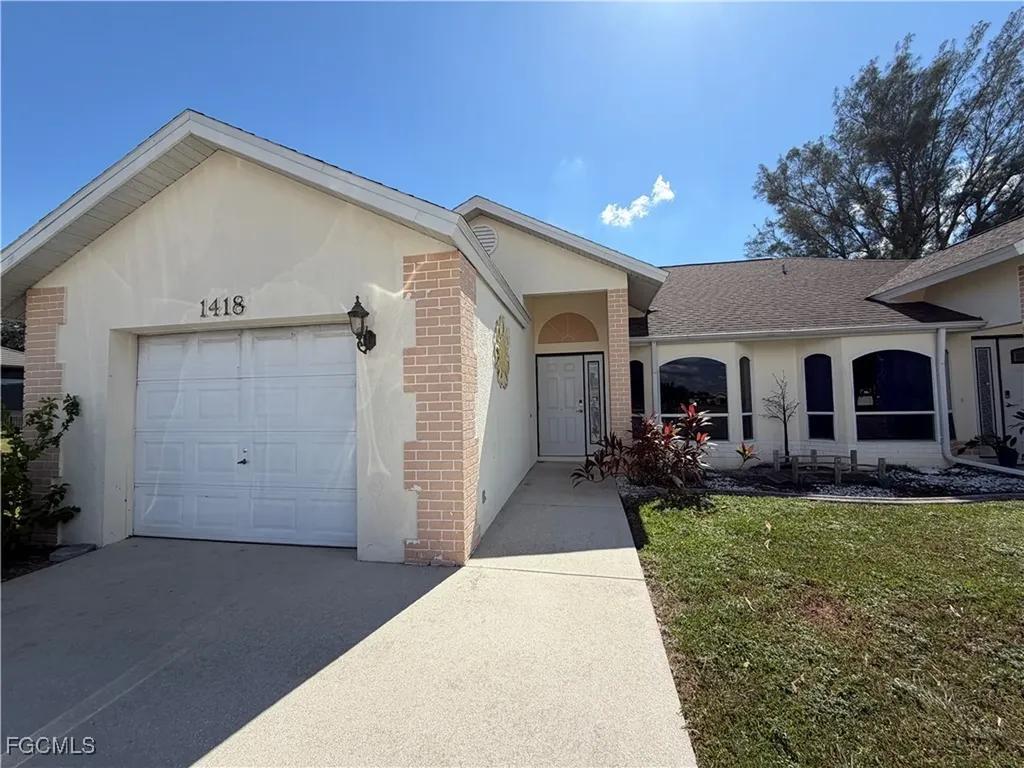 1418 Cape Coral Parkway W Cape Coral FL 33914