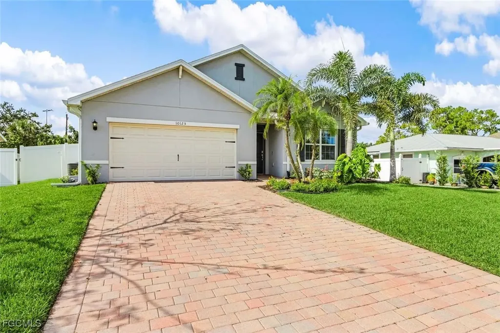 10125 Sunshine Drive Bonita Springs FL 34135