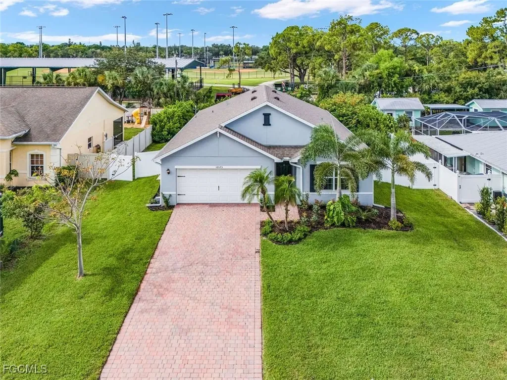 10125 Sunshine Drive Bonita Springs FL 34135