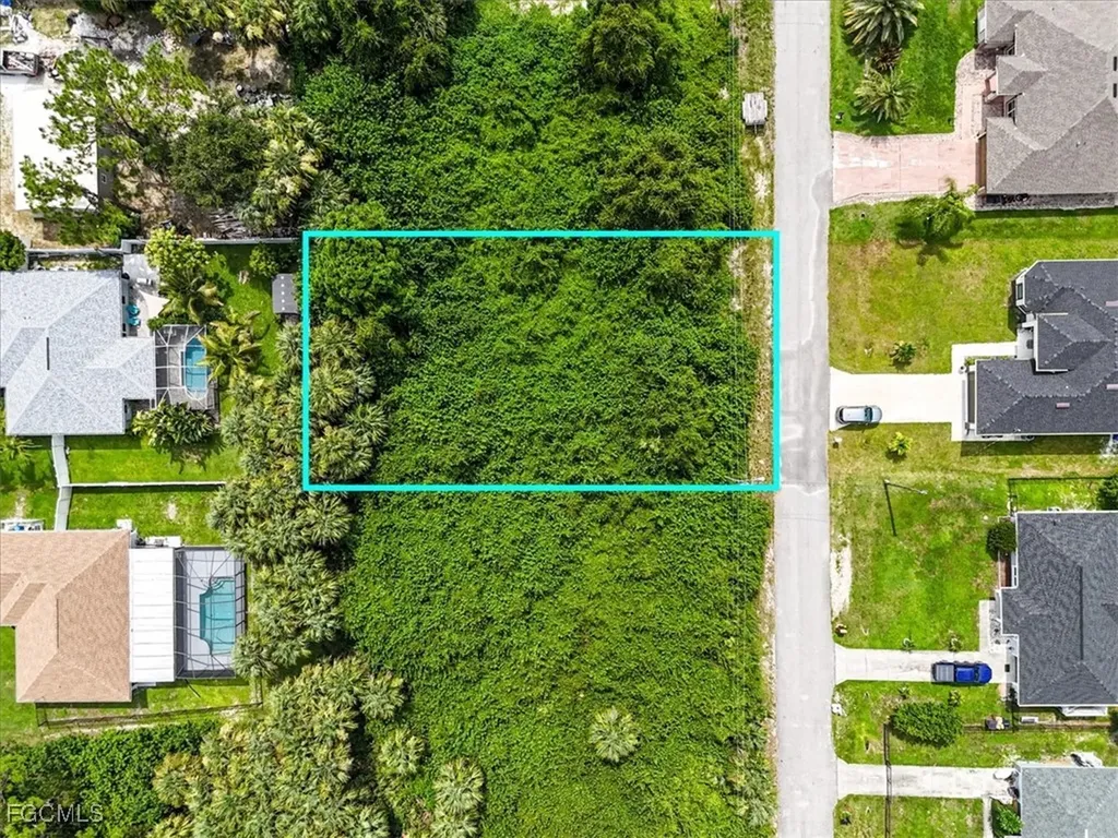 3707 6th Street W Lehigh Acres FL 33971