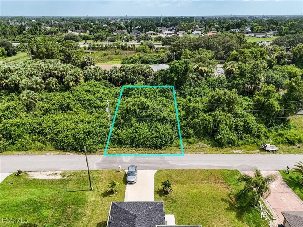 3707 6th Street W Lehigh Acres FL 33971
