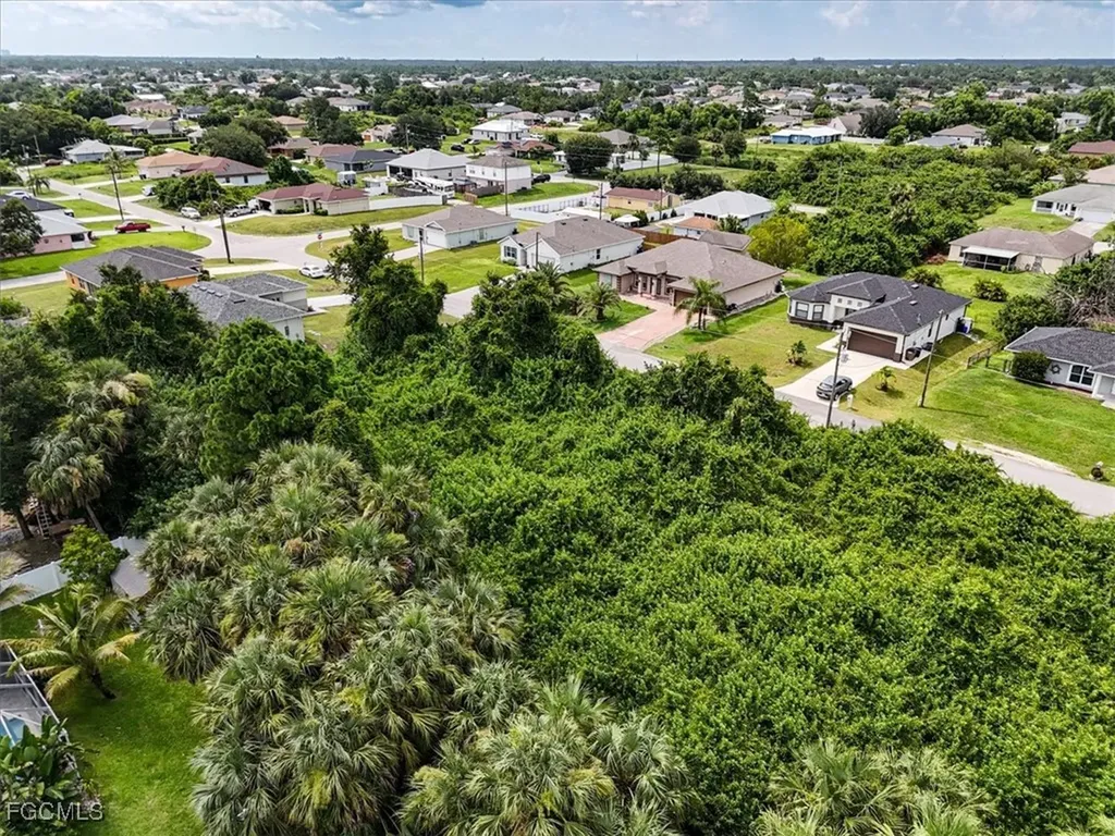 3707 6th Street W Lehigh Acres FL 33971