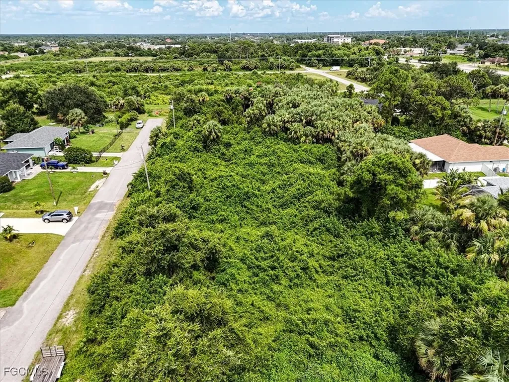 3707 6th Street W Lehigh Acres FL 33971