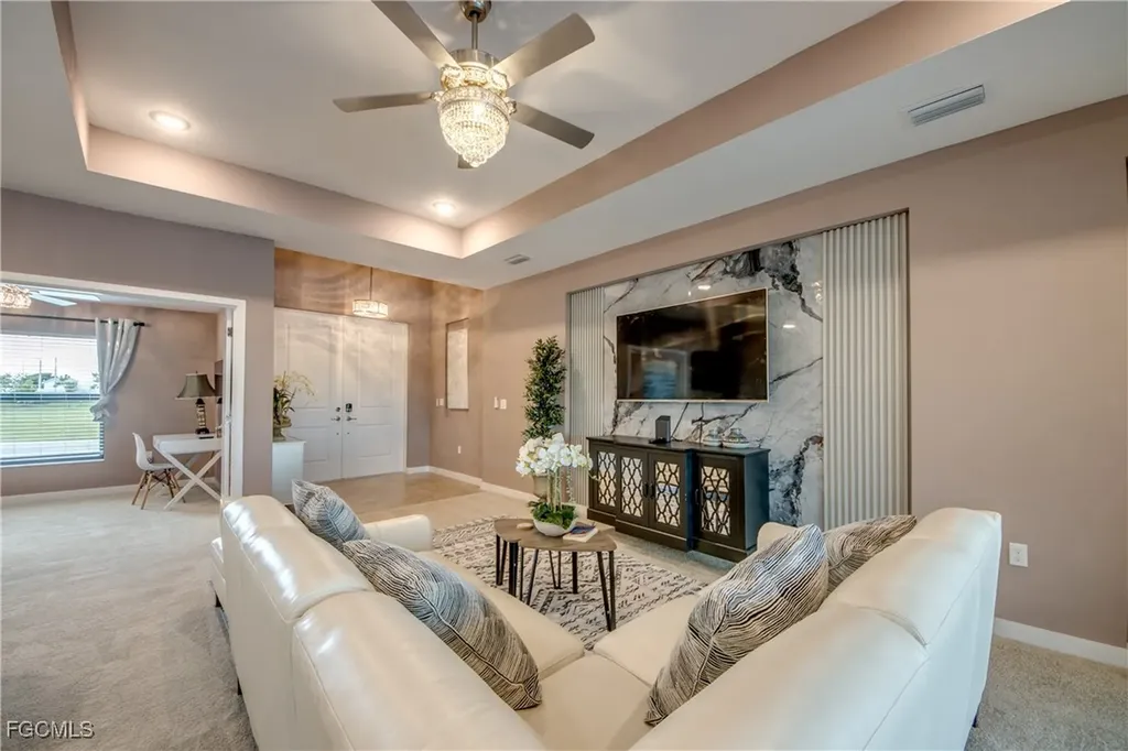 1042 NW 32nd Place Cape Coral FL 33993