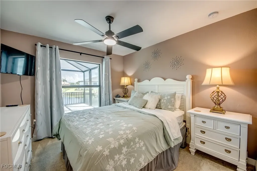 1042 NW 32nd Place Cape Coral FL 33993