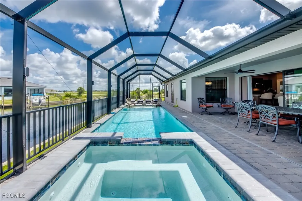 1042 NW 32nd Place Cape Coral FL 33993