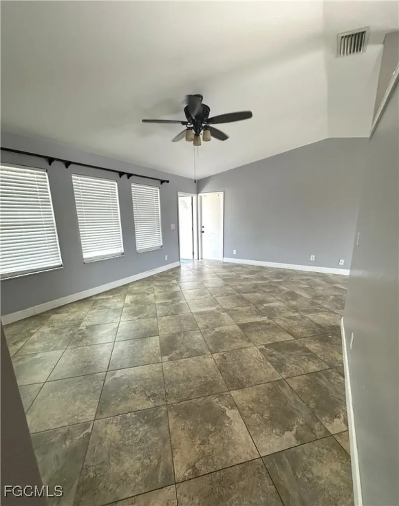 1217 NE 1st Place Cape Coral FL 33909