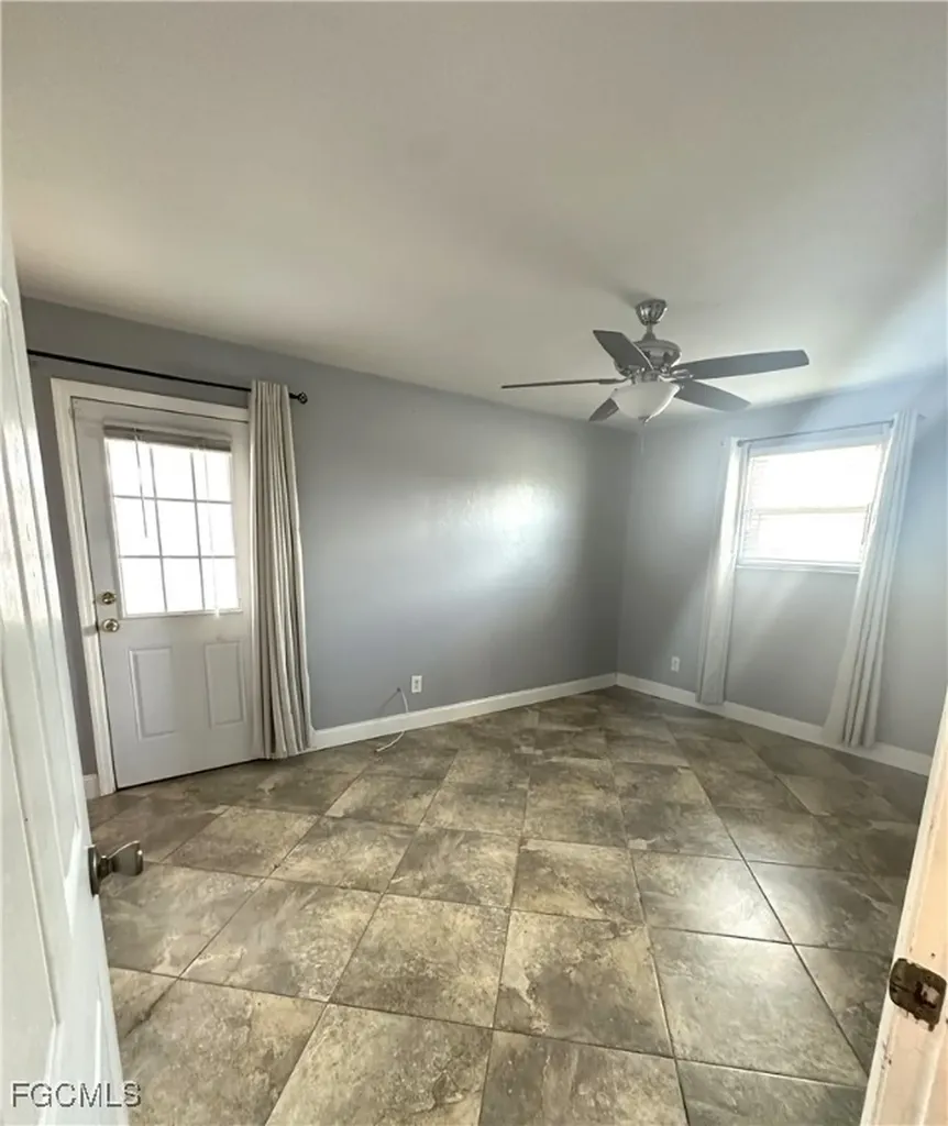 1217 NE 1st Place Cape Coral FL 33909