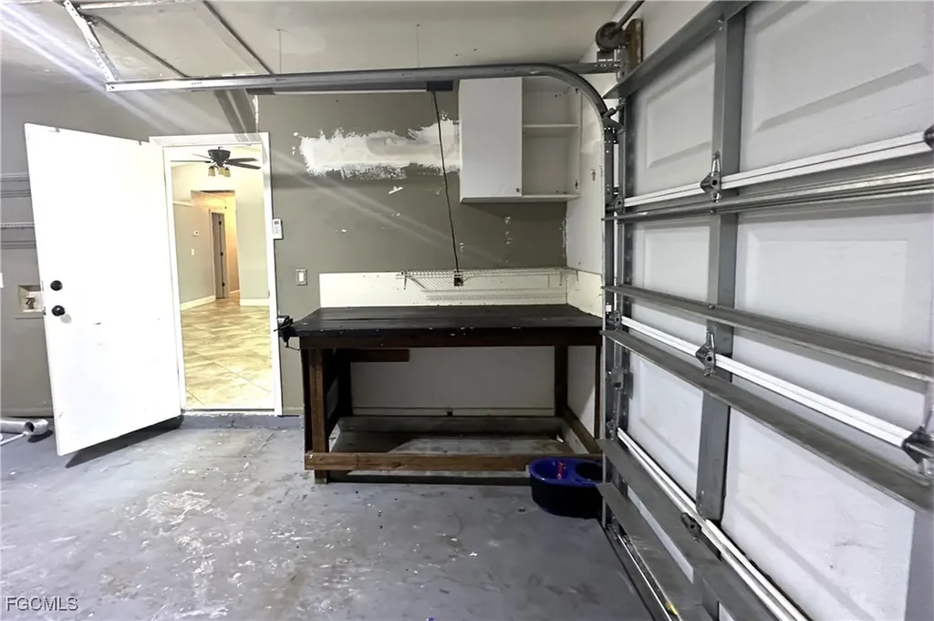 1217 NE 1st Place Cape Coral FL 33909