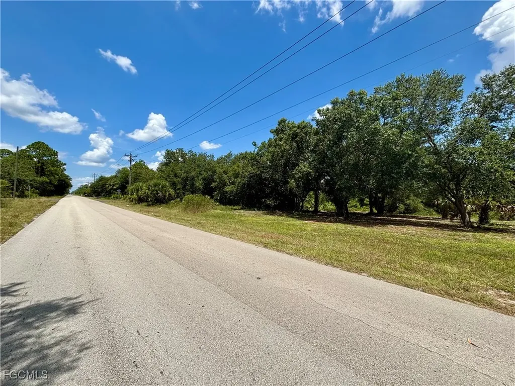 4403 E 2nd Street Lehigh Acres FL 33936