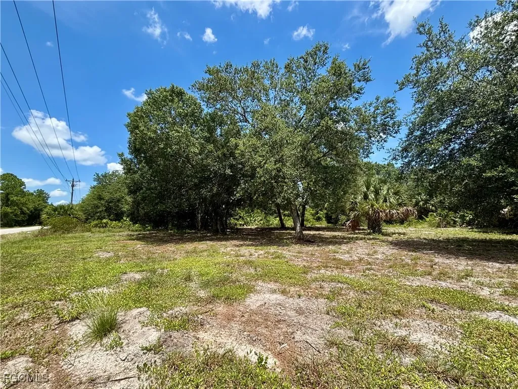 4403 E 2nd Street Lehigh Acres FL 33936