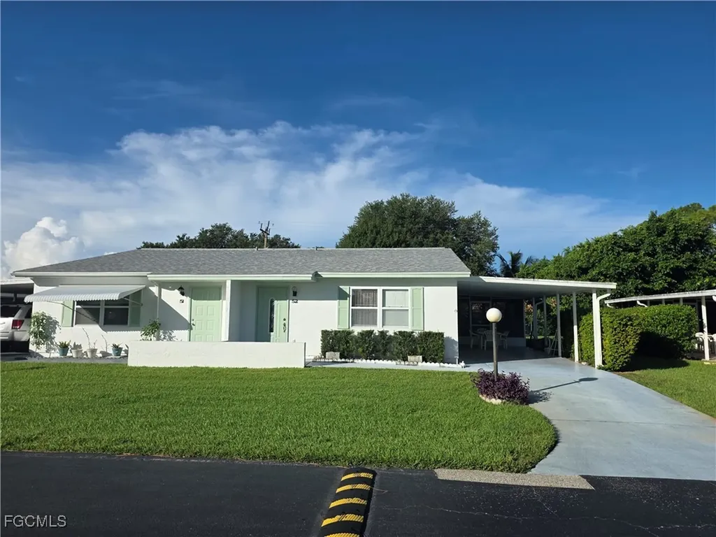52 Heath Aster Lane Lehigh Acres FL 33936