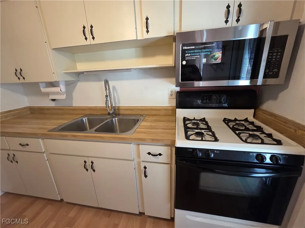 52 Heath Aster Lane Lehigh Acres FL 33936