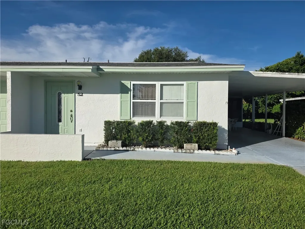 52 Heath Aster Lane Lehigh Acres FL 33936