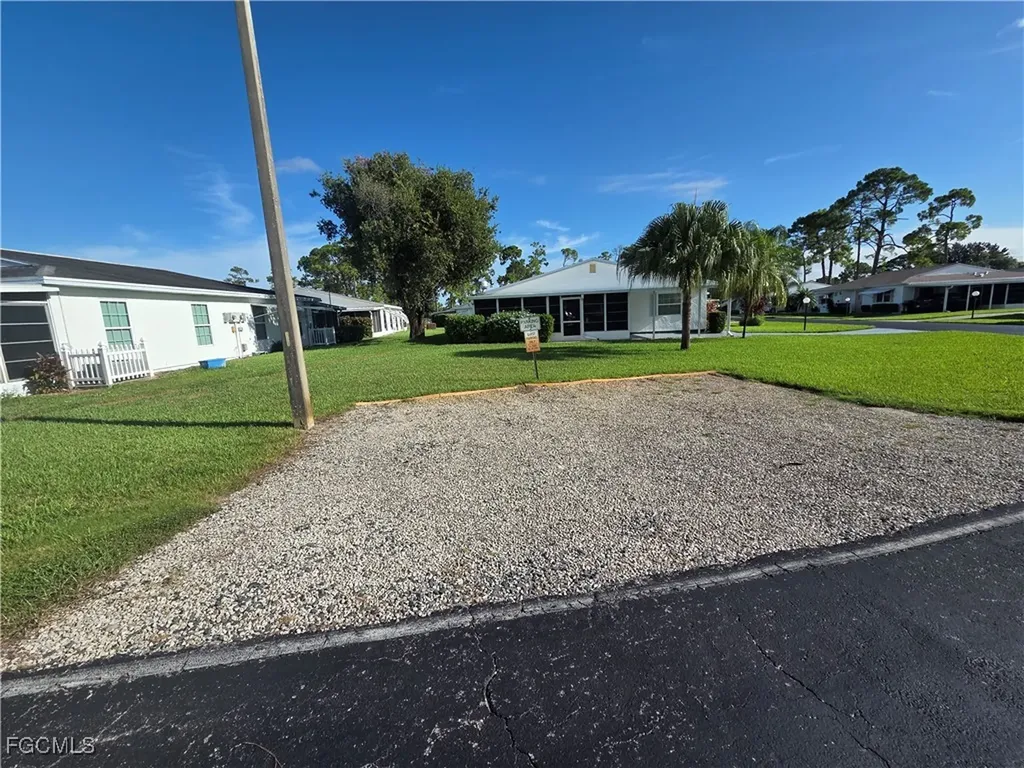 52 Heath Aster Lane Lehigh Acres FL 33936