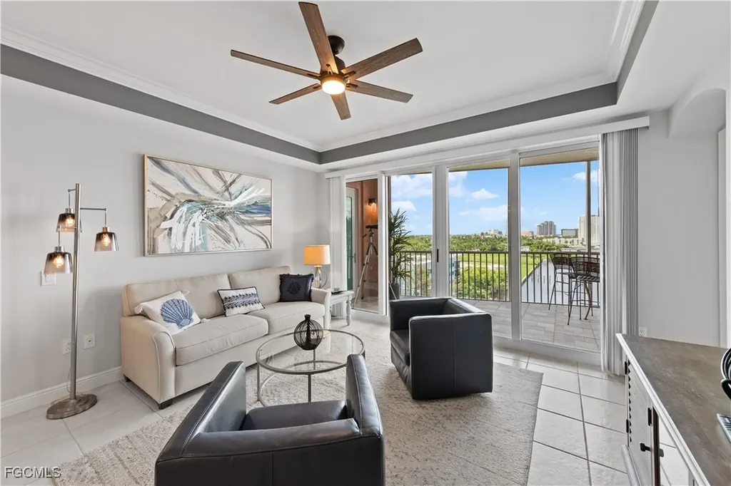 2743 1st Street Fort Myers FL 33916
