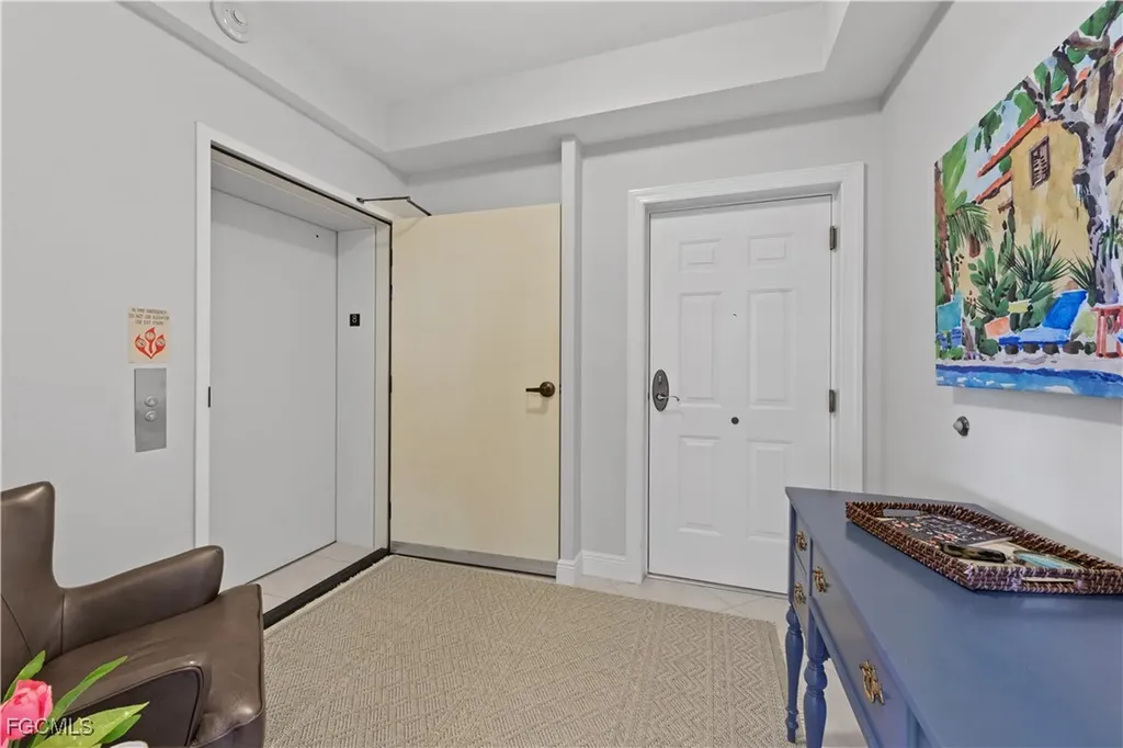 2743 1st Street Fort Myers FL 33916