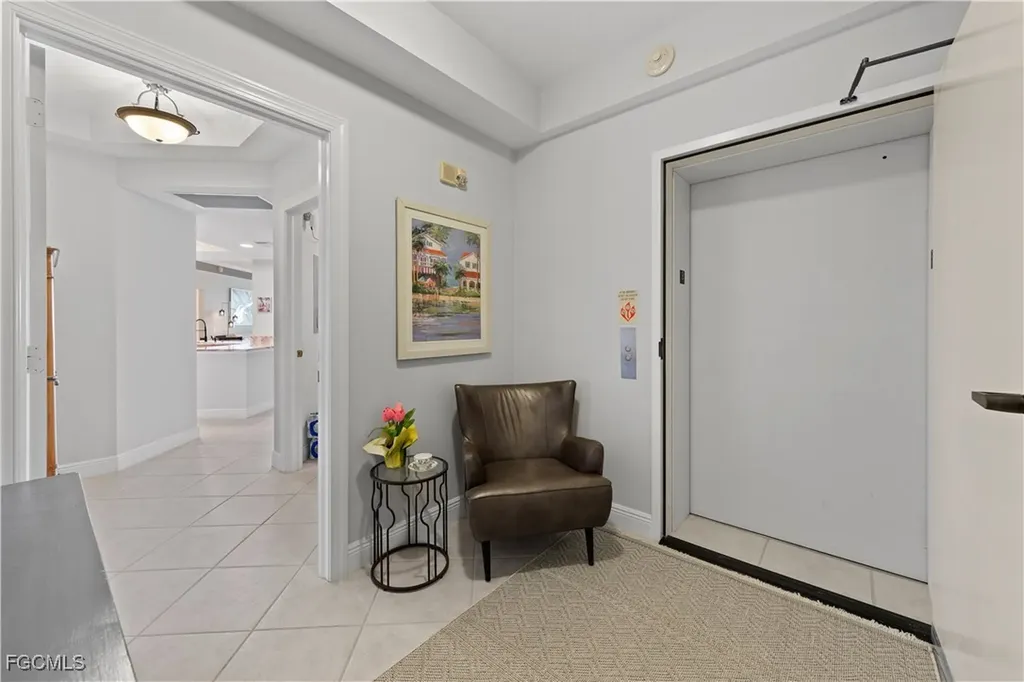 2743 1st Street Fort Myers FL 33916