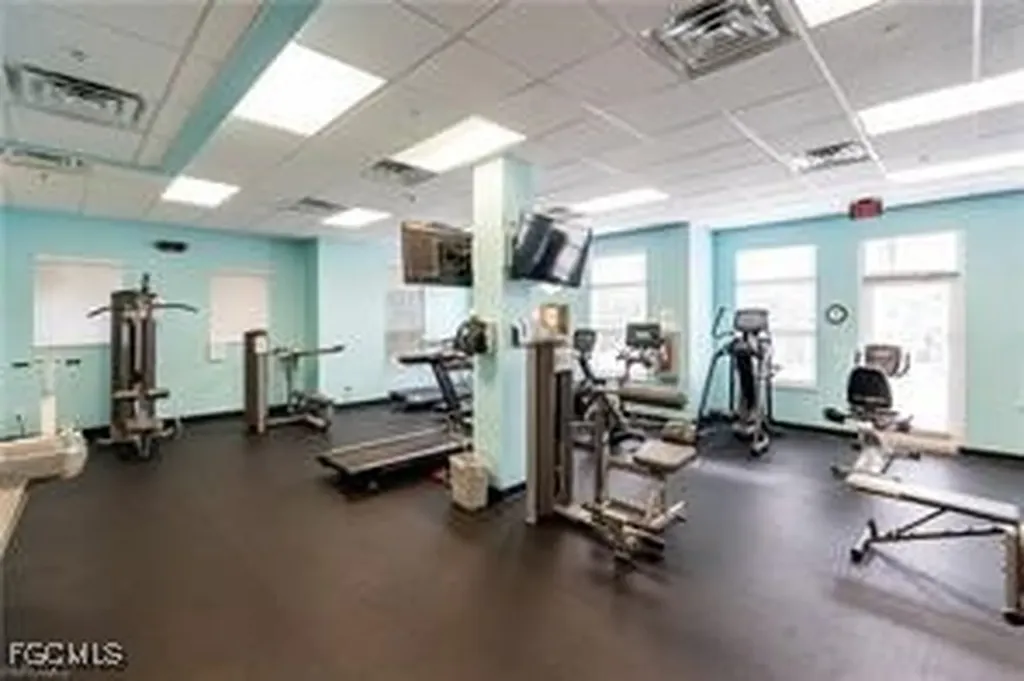 2743 1st Street Fort Myers FL 33916