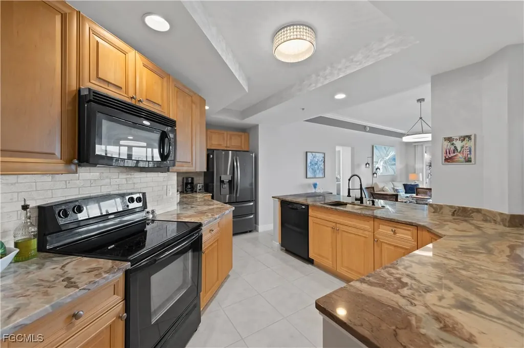 2743 1st Street Fort Myers FL 33916