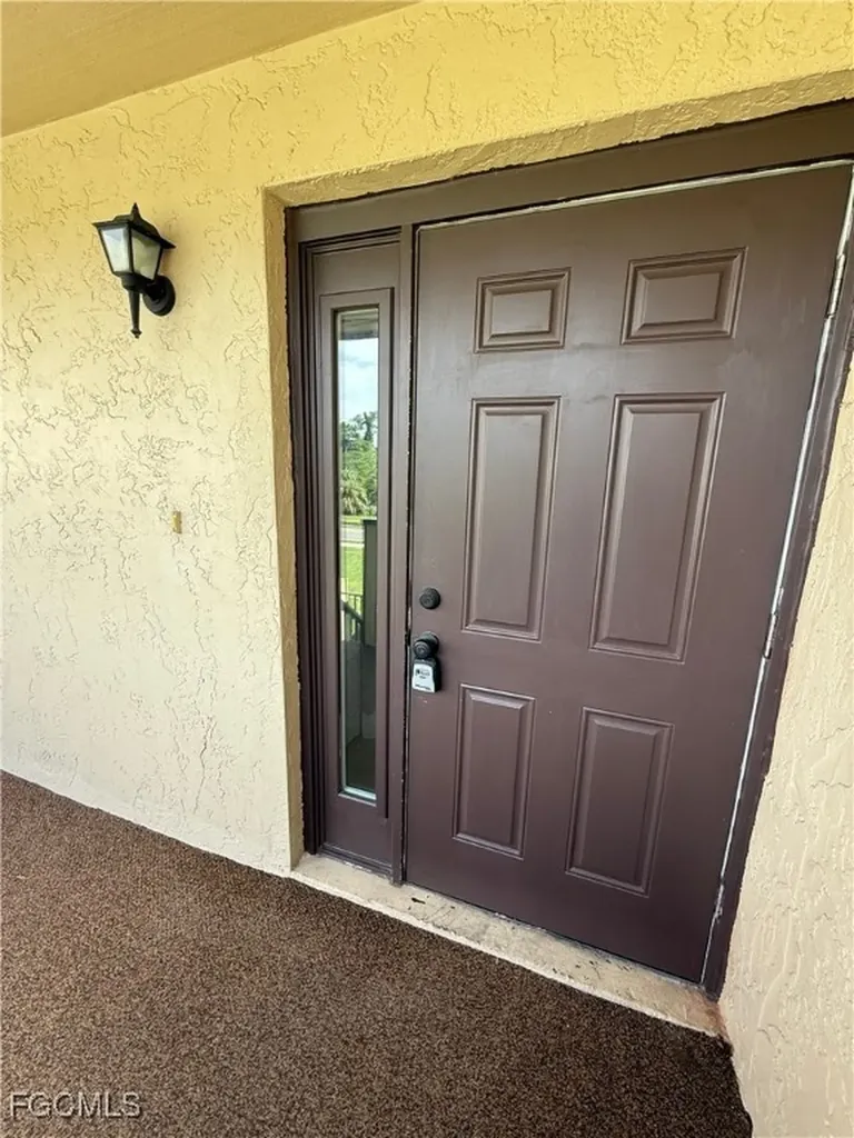 7012 Constitution Boulevard Fort Myers FL 33967