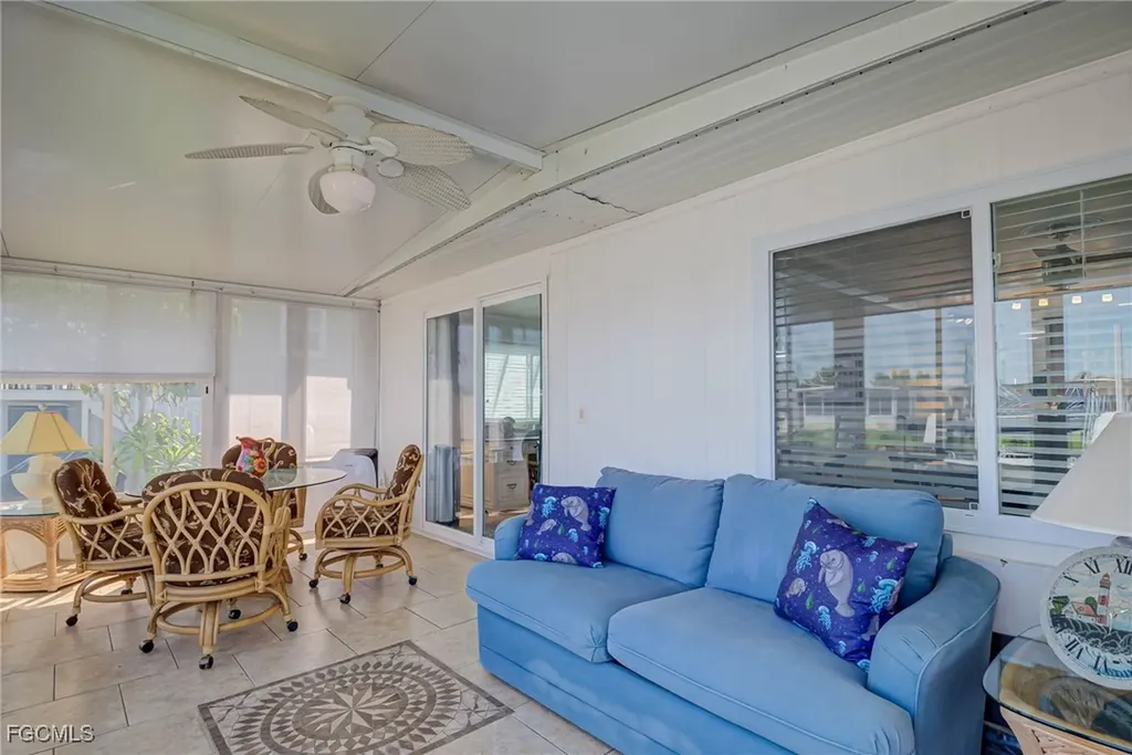 5509 Sir Walter Way North Fort Myers FL 33917