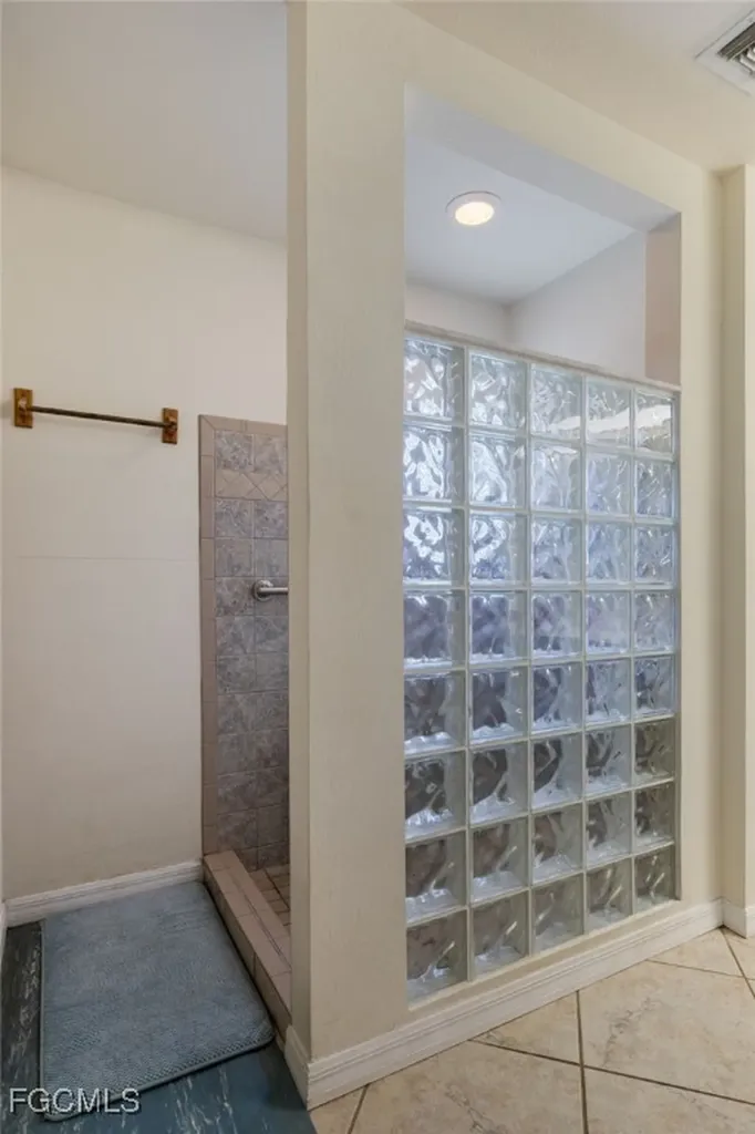 4301 Pine Road Fort Myers FL 33908