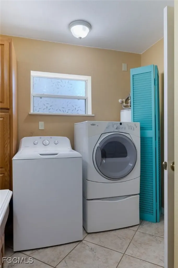 4301 Pine Road Fort Myers FL 33908