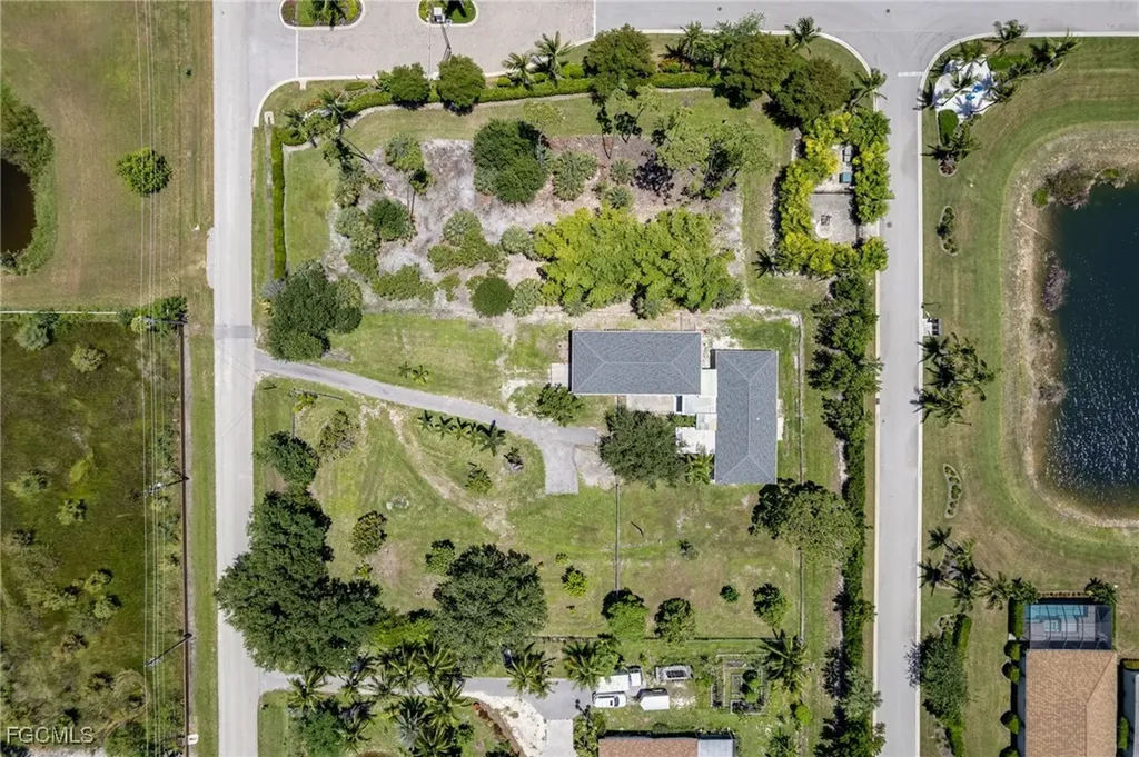 4301 Pine Road Fort Myers FL 33908