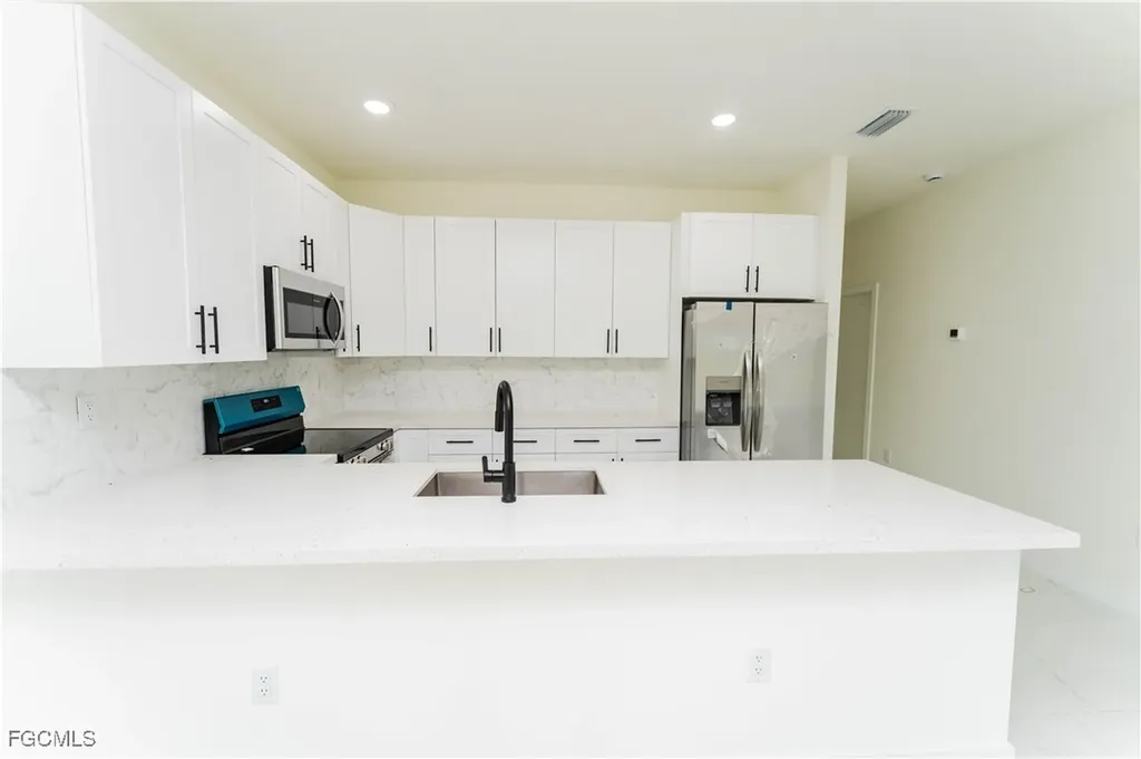 1171 Countess Avenue Lehigh Acres FL 33974