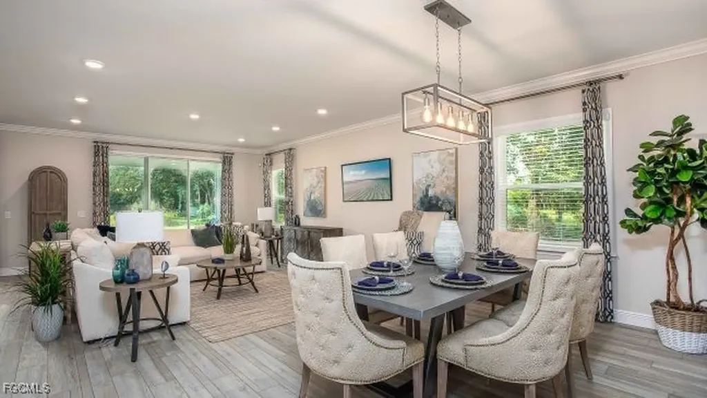 4725 24th Avenue SE Naples FL 34117